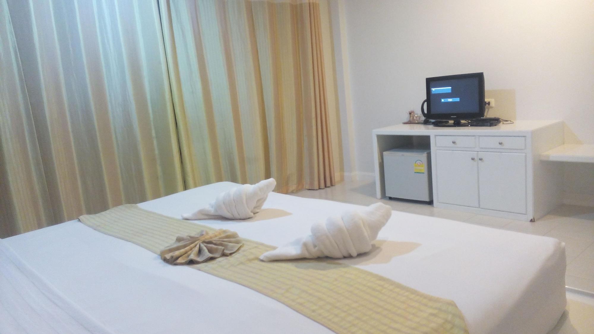 Phuket Racha Kata Homestay Ngoại thất bức ảnh