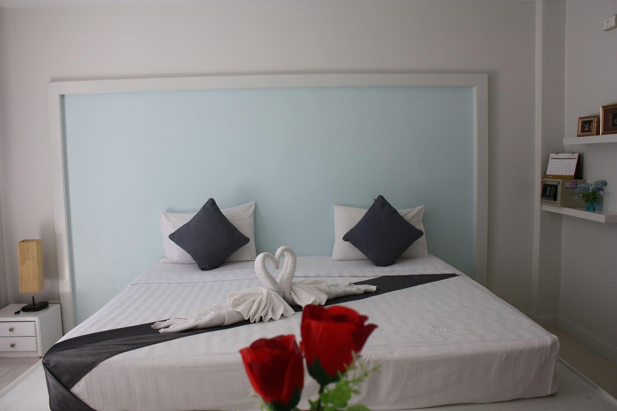 Phuket Racha Kata Homestay Ngoại thất bức ảnh