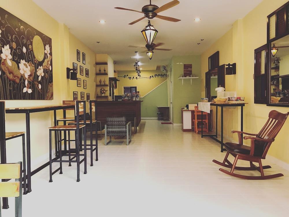 Phuket Racha Kata Homestay Ngoại thất bức ảnh