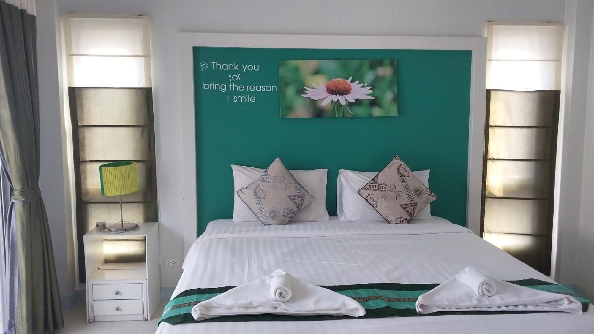 Phuket Racha Kata Homestay Ngoại thất bức ảnh
